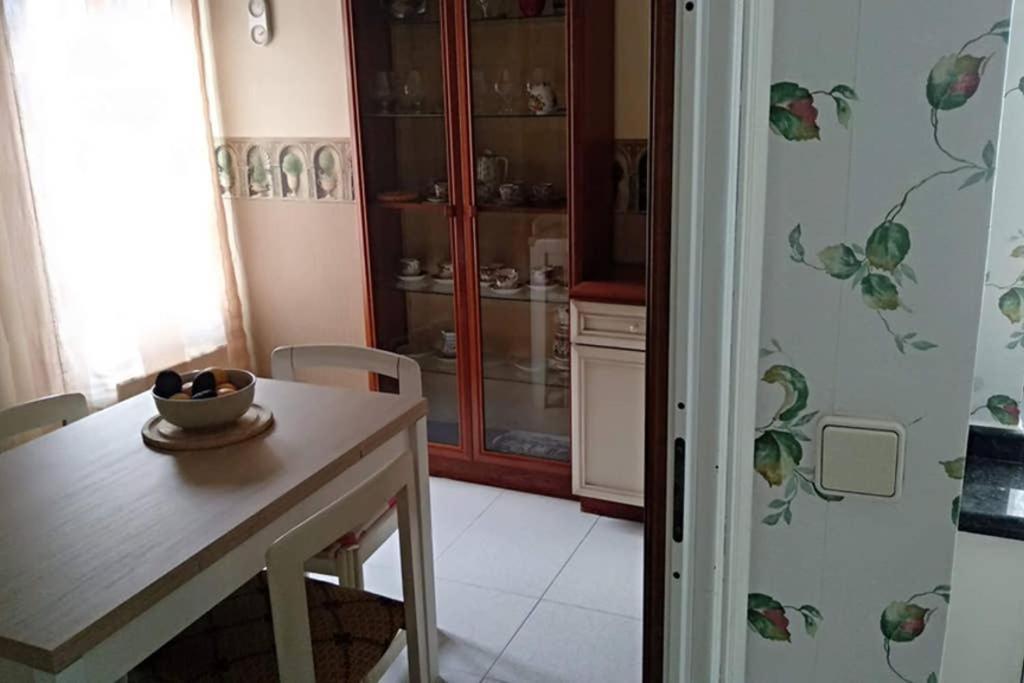 Vivienda 3 Dormitorios Zona Balaidos-Pza. America Виго Екстериор снимка
